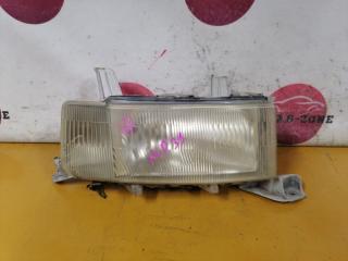 Фара правая Toyota BB 2002