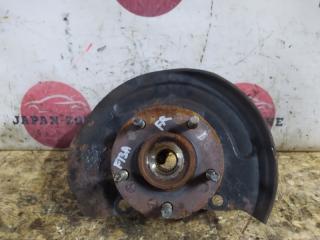 Ступица передняя правая Mitsubishi Diamante 1995