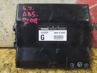 Блок управления abs Toyota Mark II 2004