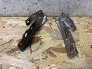 Петля капота Honda Odyssey 1999