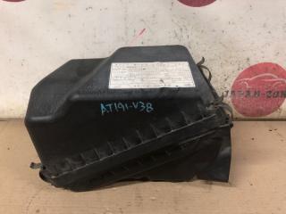 Корпус воздушного фильтра Toyota Caldina 1997