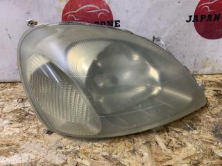 Фара правая Toyota Vitz 2000