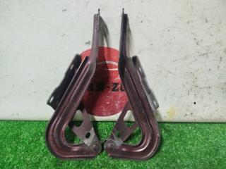 Петля капота Honda Freed 2009