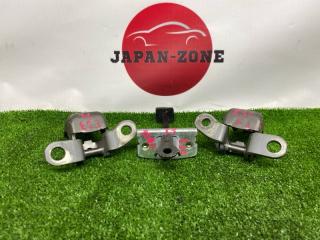 Петля двери передняя левая Honda Civic Ferio 2005