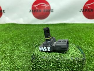 Запчасть датчик расхода воздуха Nissan March 2010