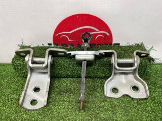 Фото запчасти петля двери передняя левая Toyota Corolla 2002 контрактная запчасть Запчасть петля двери передняя левая Toyota Corolla 2002