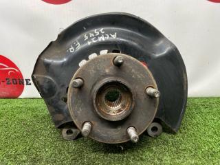 Ступица передняя правая Toyota Ipsum 2001