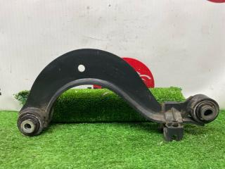 Запчасть рычаг подвески задний Volkswagen Passat 2011