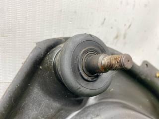 Рычаг подвески передний правый Inspire 1998 UA4 J25A