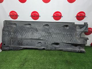 Запчасть защита днища правая Volkswagen Passat 2011