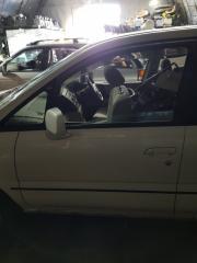 Дверь боковая передняя левая Nissan Bassara 08.2002