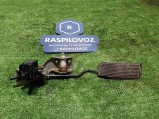 Педаль газа Nissan Bassara 08.2002