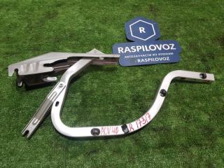 Петля багажника задняя правая Toyota Camry 2008.12