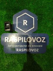 Кнопка открытия заднего стекла Nissan Avenir 01.2002