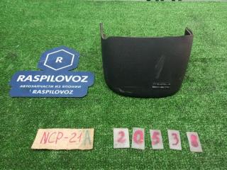 Консоль торпеды Toyota Funcargo 2002.07