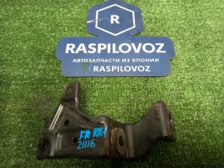Запчасть крепление радиатора правое Honda Stepwgn