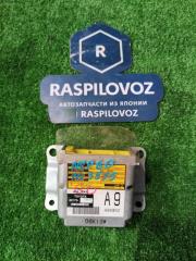 Блок управления аирбаг Toyota Ist 2006