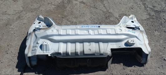 Rear cut Toyota Mark II 2001