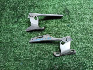 Петля капота Honda Inspire UC1 J30A Петля капота Honda Inspire UC1 J30A