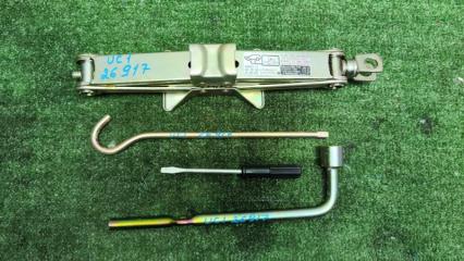 Домкрат Honda Inspire 2003