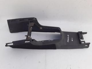 Фото запчасти консоль между сидений Skoda Octavia 1997-2011 Б/У запчасть Запчасть консоль между сидений Skoda Octavia 1997-2011