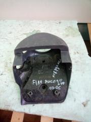 Фото запчасти кожух рулевой колонки fiat Ducato 2002-2006 Б/У запчасть Запчасть кожух рулевой колонки fiat Ducato 2002-2006
