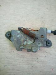 Запчасть замок капота передний UAZ Patriot 2003>