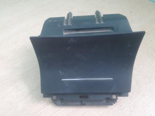 Фото запчасти пепельница Skoda Octavia Б/У запчасть Запчасть пепельница Skoda Octavia