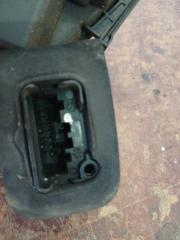 Запчасть замок двери задний правый Volkswagen POLO 2009>