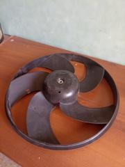 Фото запчасти крыльчатка вентилятора Peugeot Partner новая запчасть Запчасть крыльчатка вентилятора Peugeot Partner