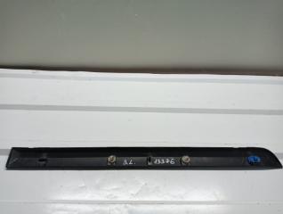 Запчасть молдинг на дверь задний левый Volvo s40