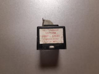 Реле Toyota Toyoace 1997 Б/У Реле Toyota Toyoace 1997