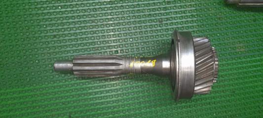 Первичный вал МКПП Isuzu Forward контрактная Первичный вал МКПП Isuzu Forward