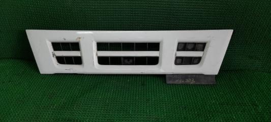 Решетка радиатора Isuzu Elf 2010 контрактная Решетка радиатора Isuzu Elf 2010