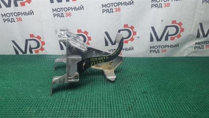 Педаль сцепления Isuzu Forward 2001 контрактная Педаль сцепления Isuzu Forward 2001
