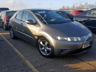 Подлокотник Honda Civic 8 5D 2006-2011
