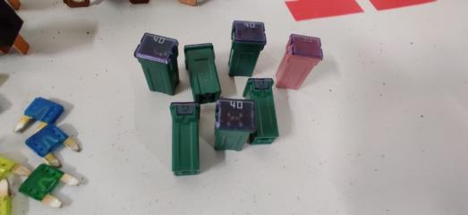 Запчасть предохранитель 40a Honda Accord 7 2003-2008