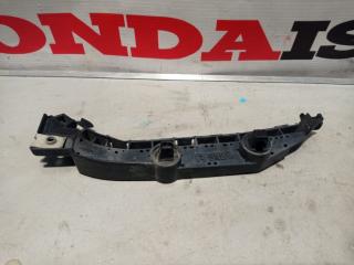 Кронштейн бампера передний правый Honda Civic 4D
