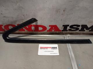 Молдинг стекла правый Honda Civic 8 4D 2006-2010 контрактная Молдинг стекла правый Honda Civic 8 4D 2006-2010