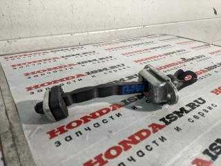 Ограничитель двери передний Honda Pilot 2008-2012