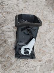 Дефлектор правый CR-V 2009 RE5 R20A2 Дефлектор правый CR-V 2009 RE5 R20A2