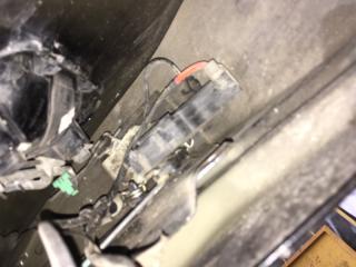 Запчасть замок двери задний левый Ford Expedition 2005