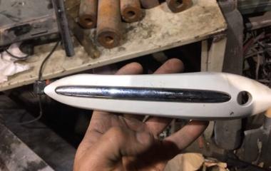 Запчасть ручка двери передняя правая BMW 5-series