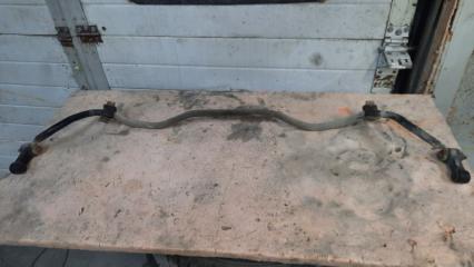 Передний стабилизатор передний Subaru Impreza 1994