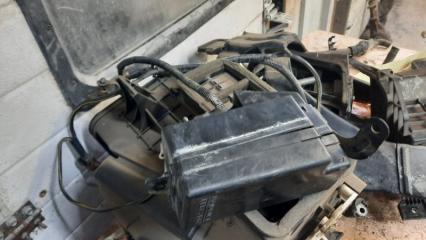 Блок предохранителей Subaru Impreza 1994