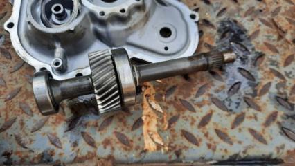 Первичный вал TR690 Subaru Outback Б/У Первичный вал TR690 Subaru Outback