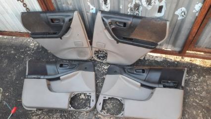 Обшивка двери Subaru Forester