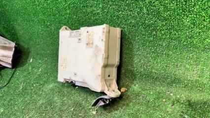 Блок предохранителей GS300 GRS190 3GRFSE