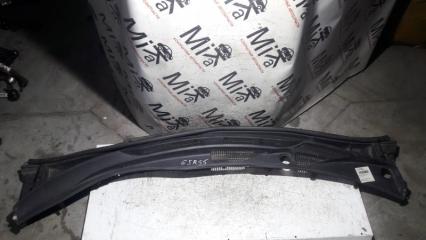 Запчасть решетка под лобовое стекло TOYOTA ESTIMA