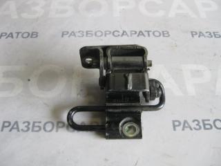 Запчасть петля двери нижняя задняя левая Volkswagen Touareg 2006